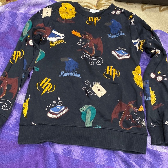 Limited edition Harry Potter x H&M sweatshirt size 8 to 10 - Picture 1 of 3